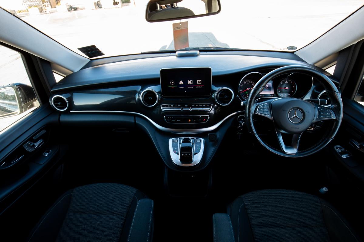 Mercedes-Benz V-Class interior space